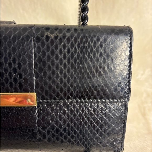 Gucci Black Leather Continental Wallet - Picture 3 of 11